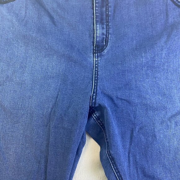 Avenue Women's Plus Size Bootcut 5 Pocket Jeans 32A - Picture 11 of 15